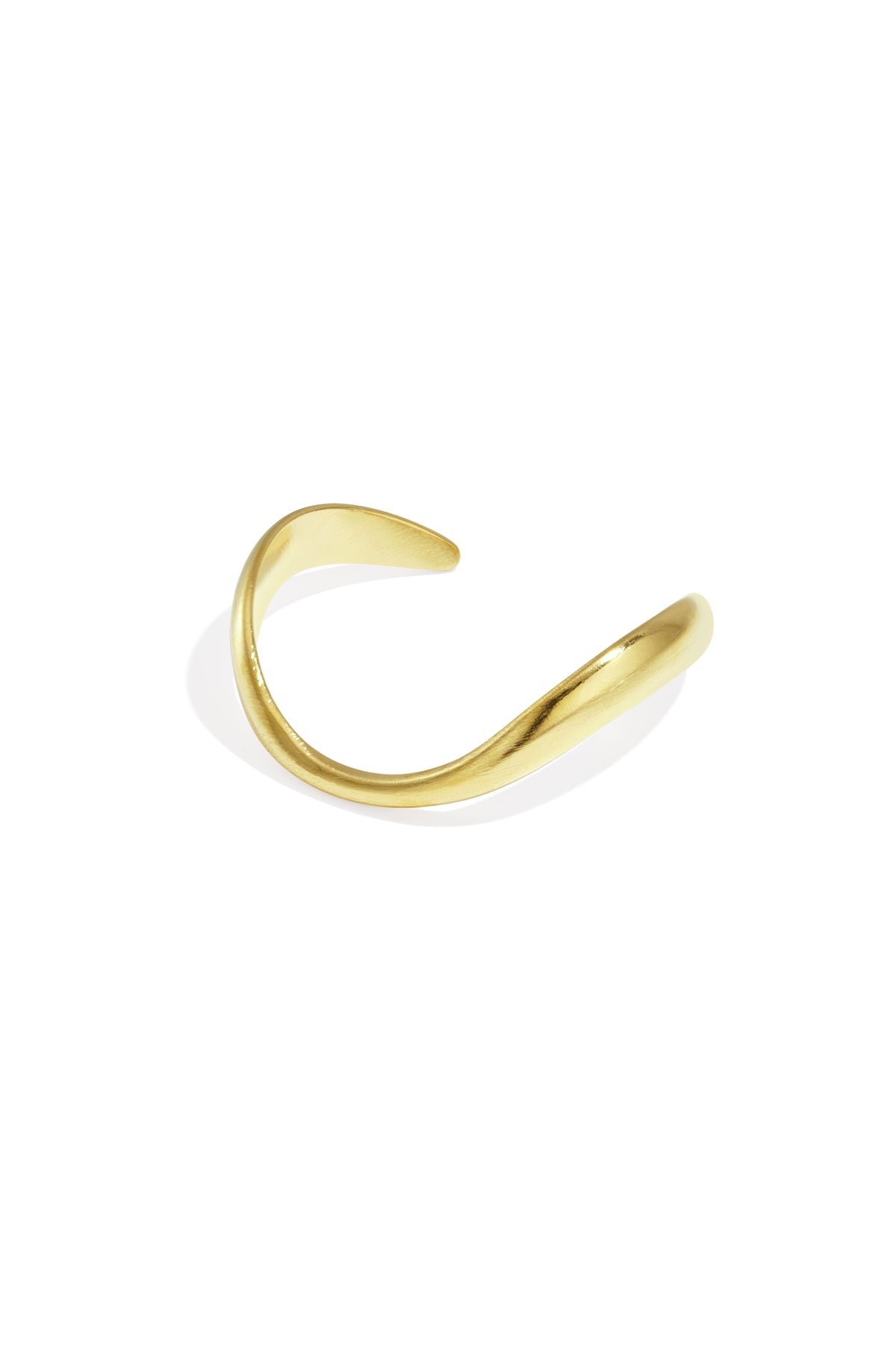 Organically shaped bangle